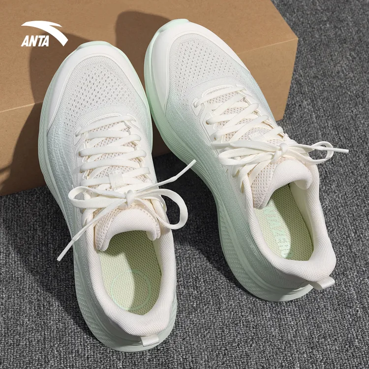 安踏漫步2跑鞋女士冬季新款专业网面透气运动鞋轻便中考体测女鞋