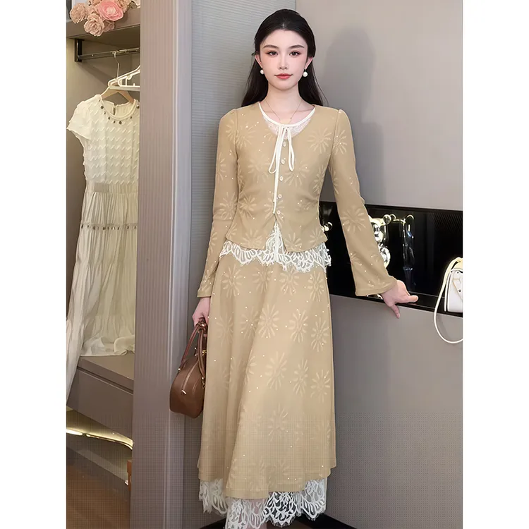 纯欲风气质蕾丝拼接针织长袖上衣女秋季新款高腰半身长裙子两件套
