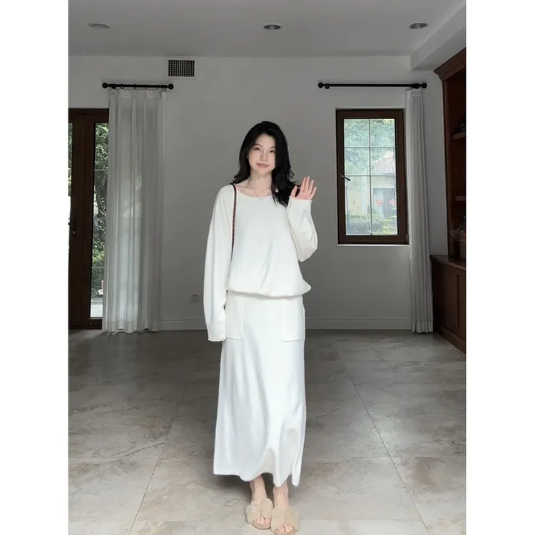 郭九九呢 羊毛桑蚕丝慵懒圆领宽松显瘦上衣高腰半身裙 G925Z15928