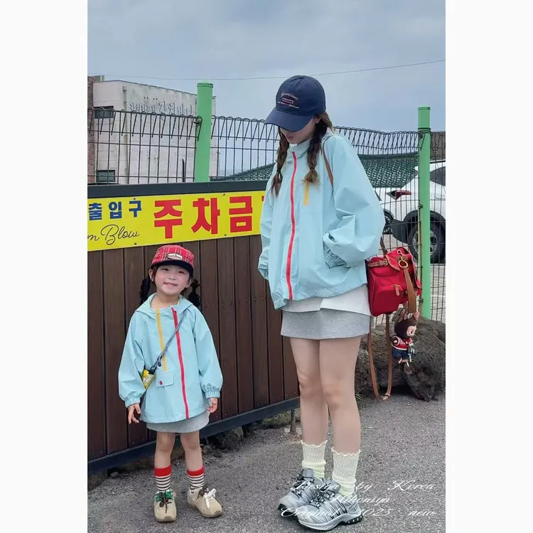 女童2025秋季新款外套山野软壳防风防水连帽冲锋衣拼色女童秋装