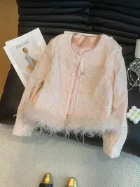 欧货千金重工钉珠小香外套女设计感名媛气质拼接鸵鸟毛短开衫上衣