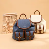 红蜻蜓时尚休闲百搭双肩包双肩背多口袋可爱外出小书包5521S019