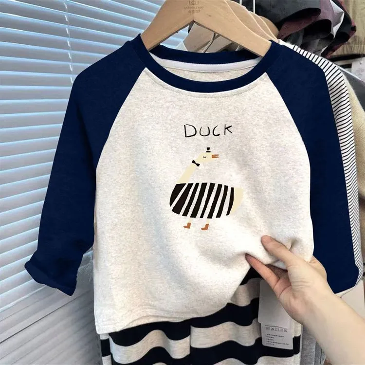 男女童春秋百搭纯棉长袖T恤卡通印花圆领打底衫韩版流行宝宝吸汗