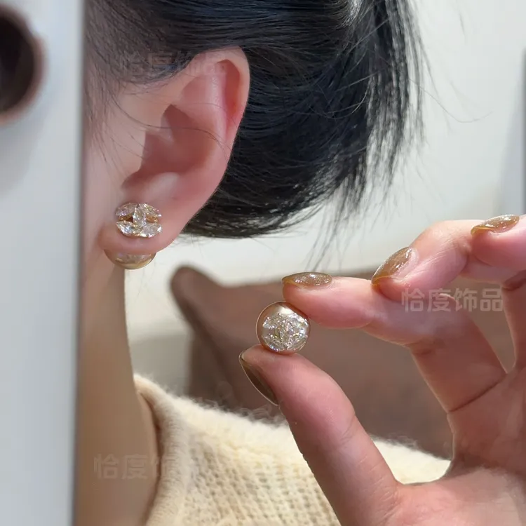 【恰度】小香风法式轻奢温柔锆石耳钉