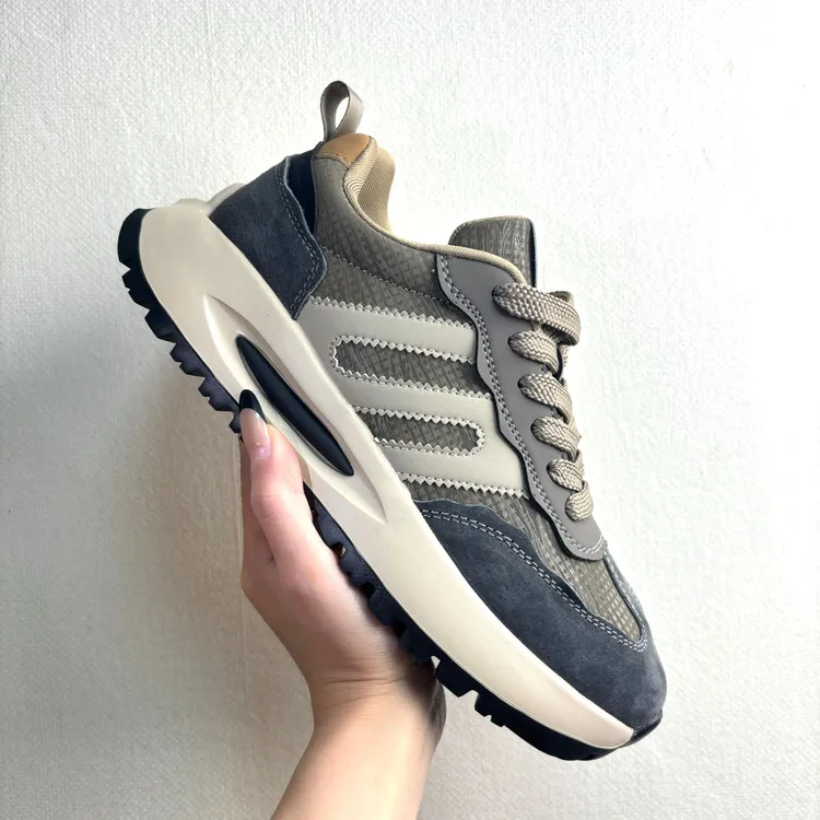 2025秋冬新款鞋子男款爆款透气轻便四季阿甘鞋男鞋秋冬款鞋子男款