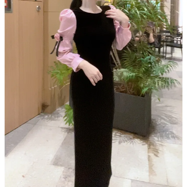 魅鹊 52360 秋冬新款甜心法式复古黑金丝绒蝴蝶结小黑裙