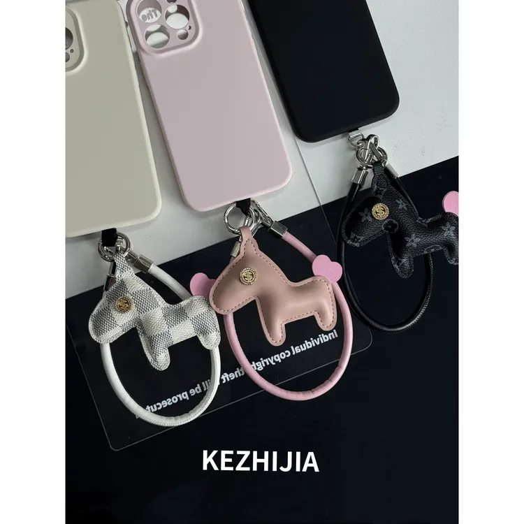 个性高级老花皮质马短皮绳挂件手机壳通用防丢手提链