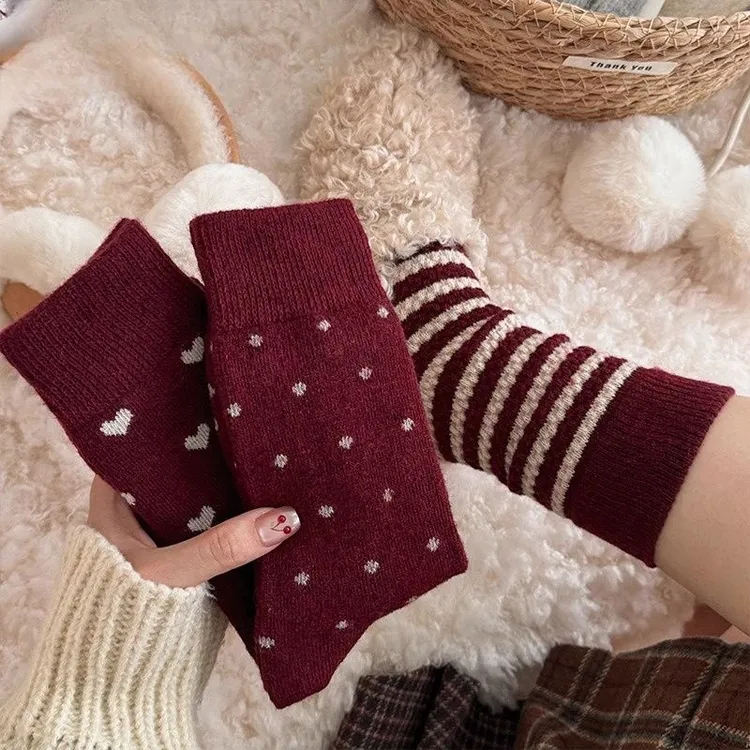 儿童袜子新年安哥拉红女童袜子中筒袜秋冬保暖棉袜复古条纹高筒袜