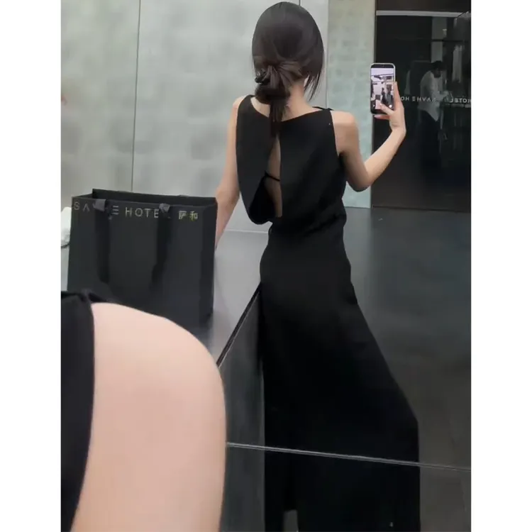 赫本风黑色露背收腰无袖连衣裙女2026新款夏季修身显瘦气质长裙子商品图