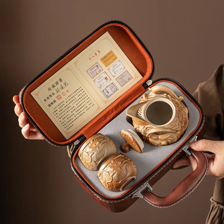 高档粗陶浮雕祥龙手抓壶旅行茶具户外便携快客杯创意旅游泡茶器