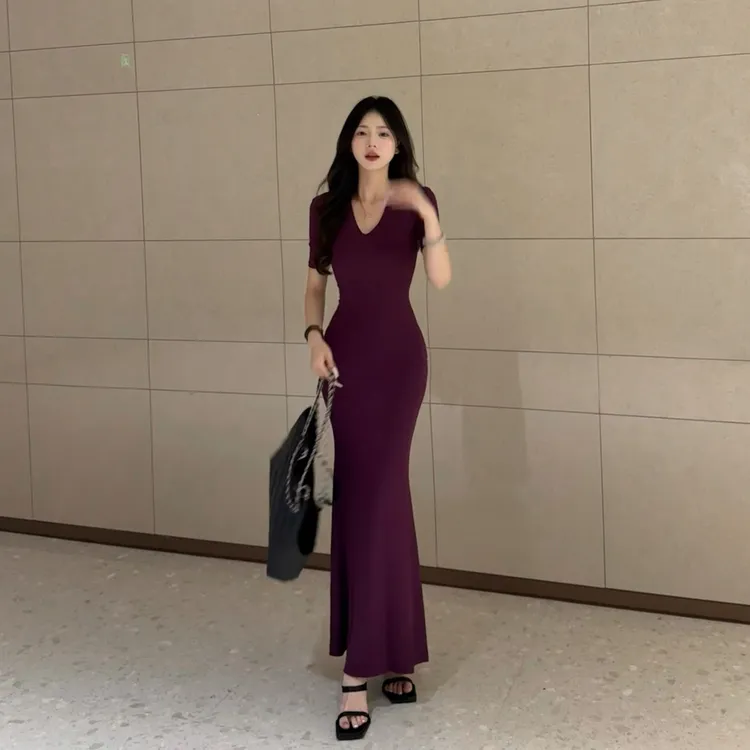 法式收腰包臀鱼尾后妈裙2025新款爆款洋气性感修身长裙