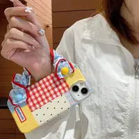 拼接格纹腕带斜跨绳适用苹果17手机壳华为/荣耀/OPPO/vivo/小米
