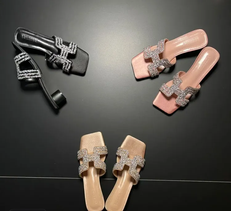 2025年夏季新款白搭气质时尚细闪繁星轻奢方头H拖低跟凉拖鞋女