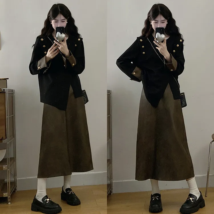 大码胖mm女装设计感正肩长袖百搭开叉不规则卫衣+显瘦半身裙套装