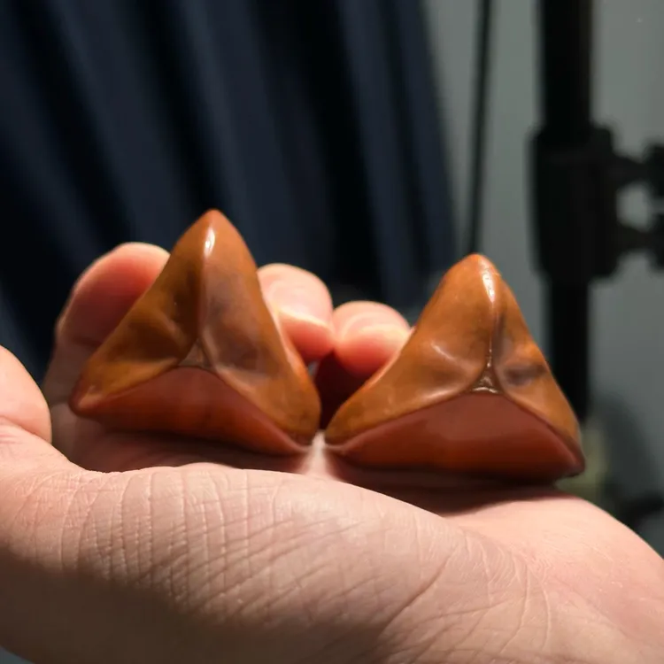 橄榄核把件三棱鲨鱼橄榄手球