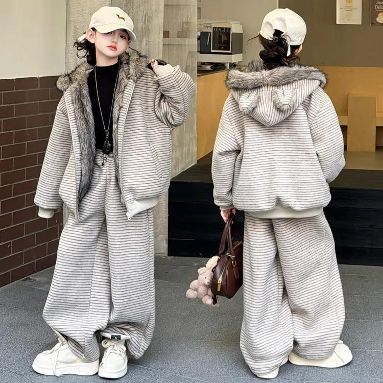 女童秋冬款韩版休闲加棉加厚套装中大童连帽条纹外套儿童洋气冬装