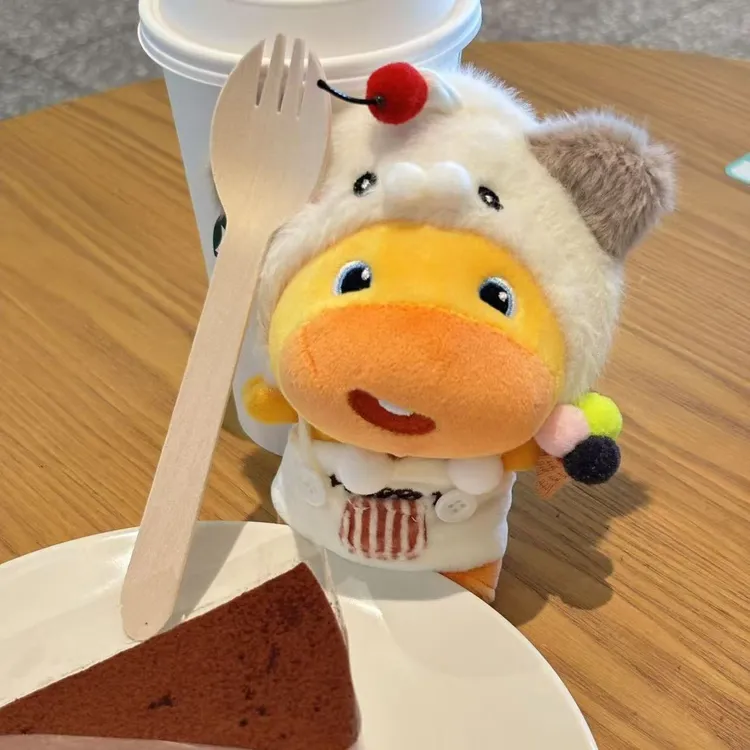 多爱正版噜噜水豚毛绒挂件学生书包包钥匙扣挂饰男女孩生日可爱潮