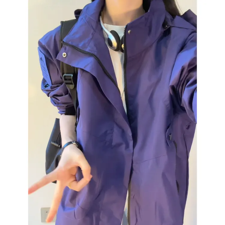 冲锋衣外套男2025新款春秋薄款冬季高级感超好看三合一户外登山服