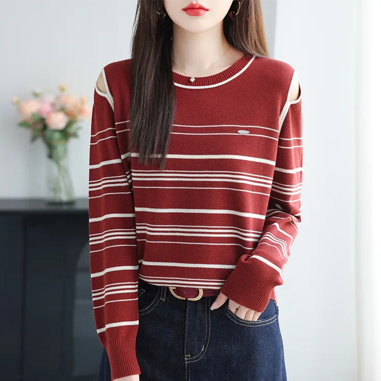 露肩上衣高级感秋装薄款打底衫2025新款洋气漂亮条纹毛衣大码胖mm