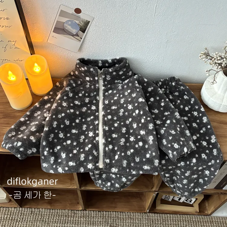 新款秋冬季儿童双面绒套装男女宝休闲家居服软糯亲肤舒适保暖睡衣