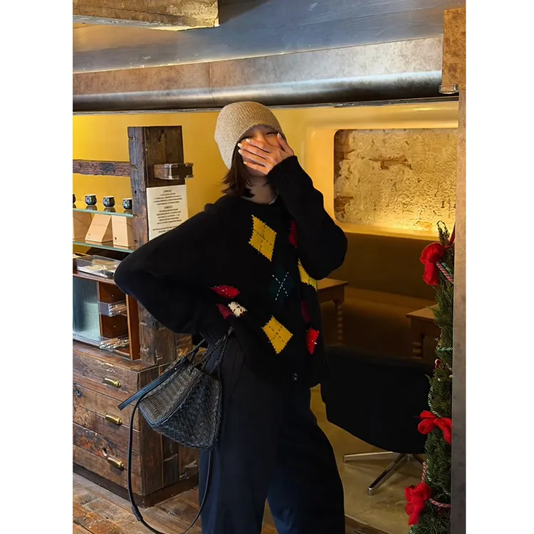 秋冬穿搭一整套女2025新款懒惰风圆领针织开衫百搭休闲裤两件套