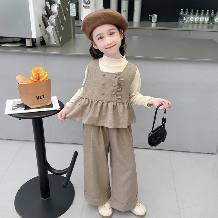 女童秋季休闲套装2025新款儿童时尚女宝宝洋气马甲阔腿裤三件套潮