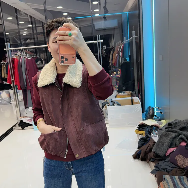 时尚马甲羊羔毛领3色夹棉不臃肿9079美丽