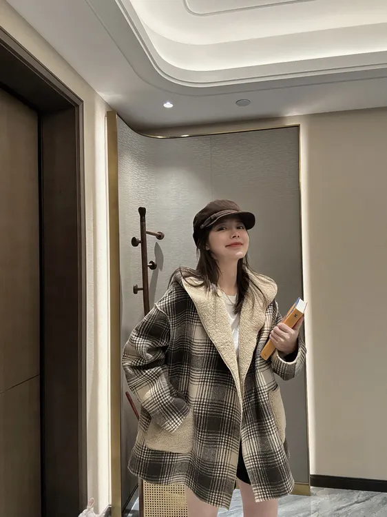 BETTER JOELY -【暖绒口袋】时尚外套宽松短款韩版百搭两面穿GG0340