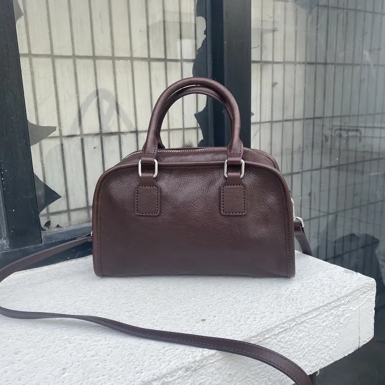 【包尚时代】61266女士单肩斜跨包时尚休闲百搭黑色棕色简约潮流包