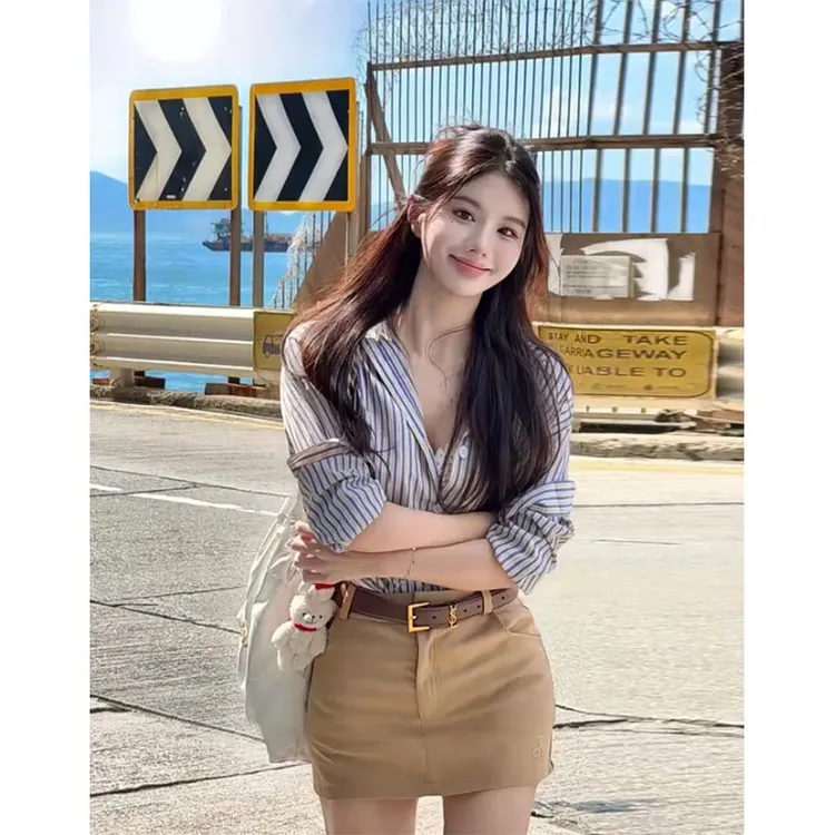2025春季新款时尚小众职业气质条纹长袖衬衫高腰显瘦百搭休闲短裙