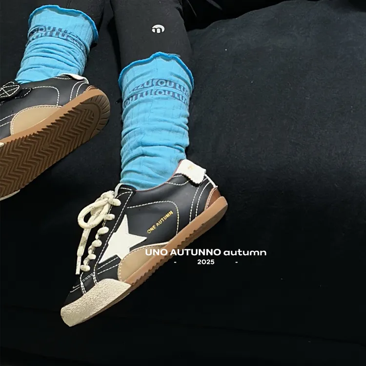 「UNO AUTUNNO」女中大童做旧星星小脏鞋休闲拼色系带德训鞋250626