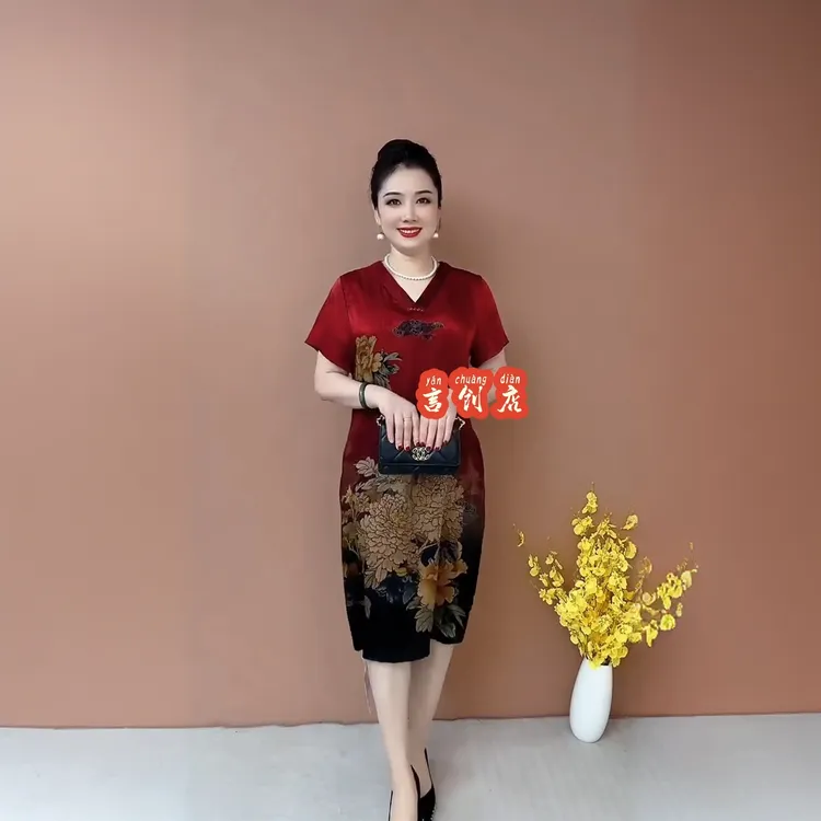 2353妈妈装重磅V领连衣裙气质中老年妈妈定位花夏季短袖旗袍长裙