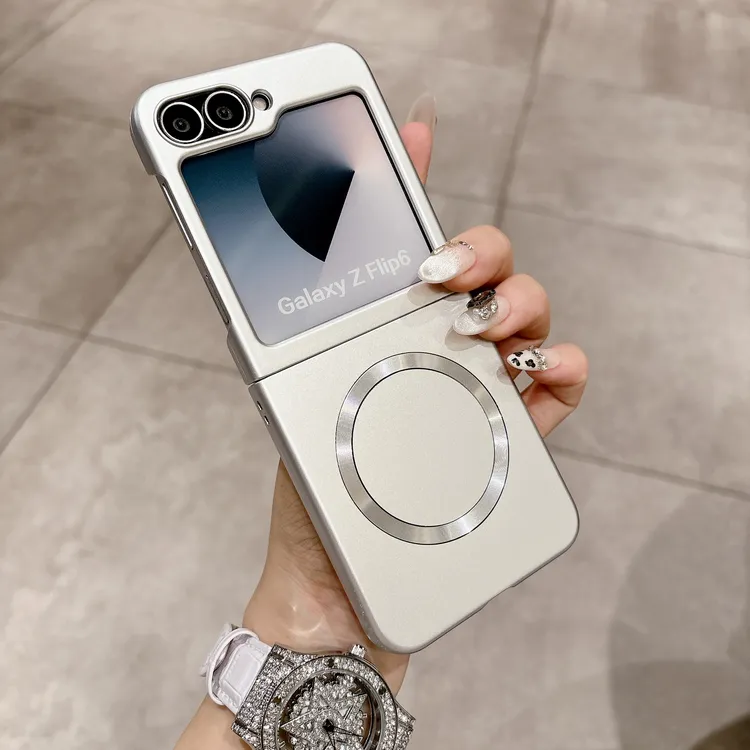 适用三星Zflip6折叠手机壳新款金属漆车载磁吸超薄防摔保护套男女