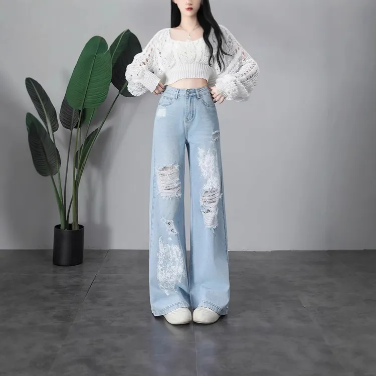 夏季穿搭破洞直筒牛仔裤女遮胯显瘦梨型身材今年流行爆款阔腿式