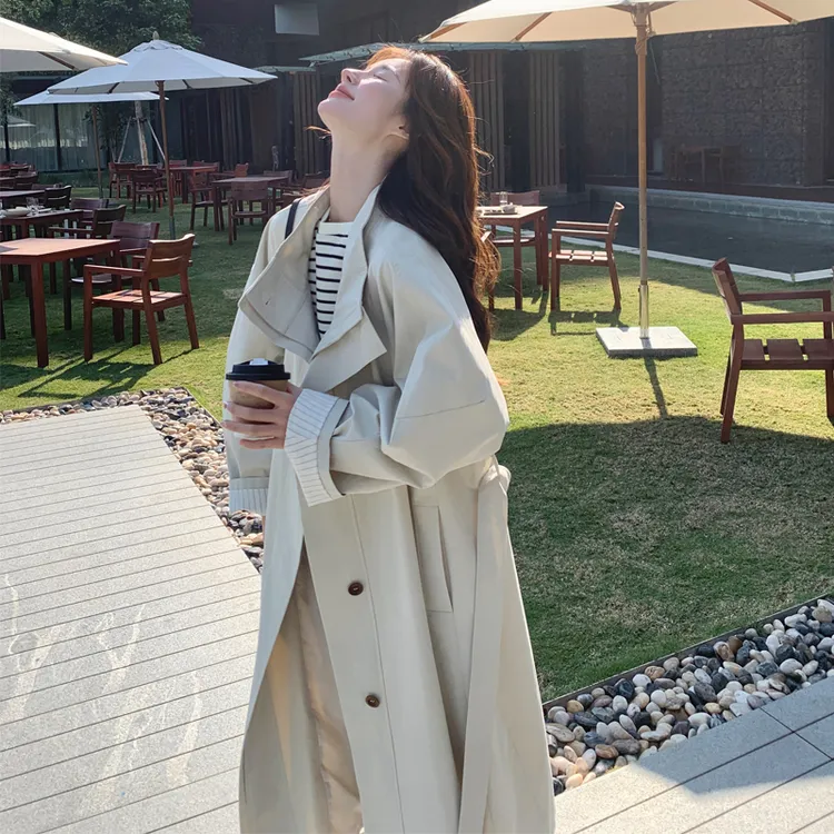 米白色长款风衣女2025春季新款韩系宽松高级感超好看百搭流行外套