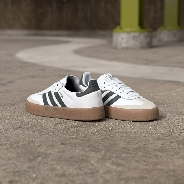 阿迪达斯三叶草 T头鞋 SAMBAE经典厚底增高板鞋德训鞋女款 JI1349