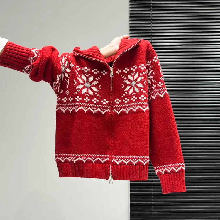 夏珍 2025新款冬季费尔岛提花翻领加厚毛衣女款宽松保暖针织外套