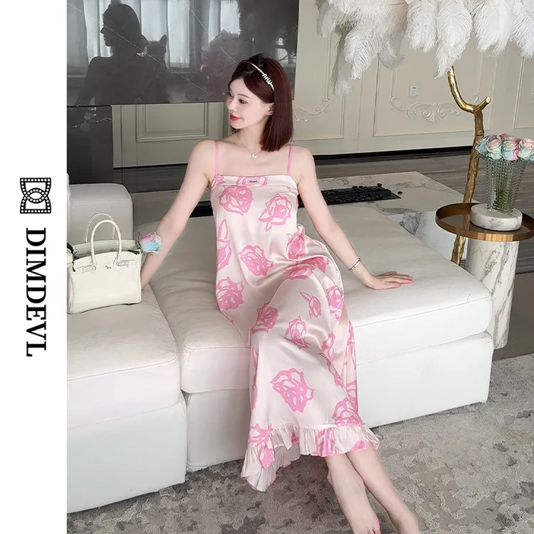 DIMDEVL/汀黛玫瑰恋人粉色花朵柔光缎面温柔气质早秋家居服睡裙