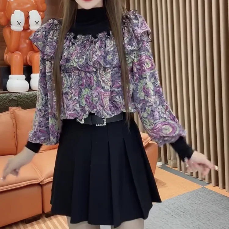 新款花边机龄修身显瘦打底T恤衫