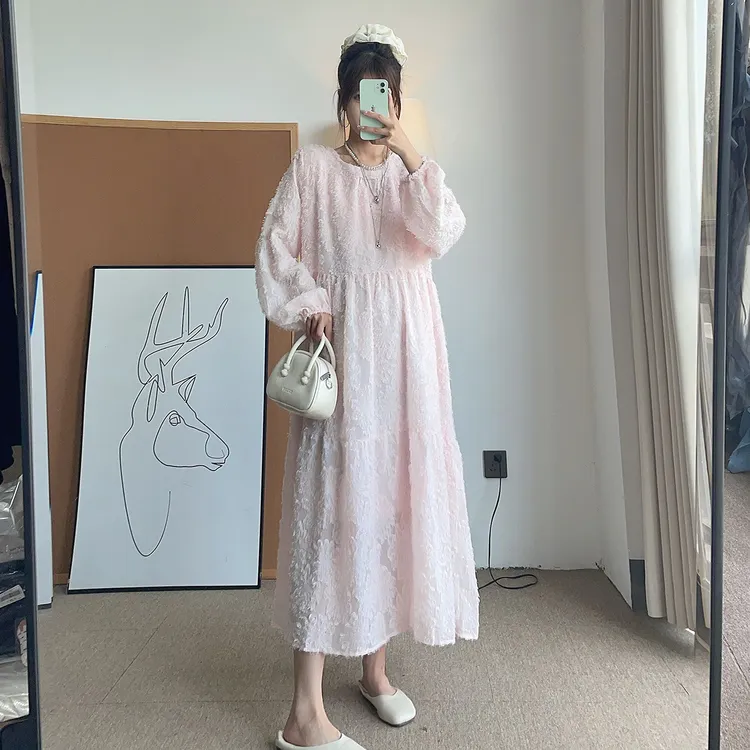 网红孕妇装2025秋季甜美高级感荷叶边针织连衣裙显瘦遮肚宽松长裙