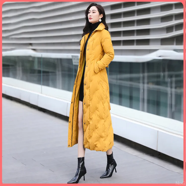 黄色长款羽绒服女2025冬季新款高级感加厚简约高端保暖过膝外套