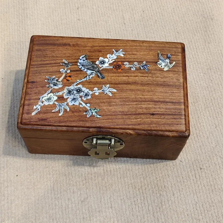 缅花首饰盒螺钿饰品盒喜上眉梢原木带锁20*13*9cm