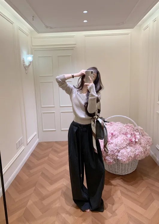 2025秋季新款韩国chic毛衣女慵懒高级感软糯针织衫上衣百搭休闲裤