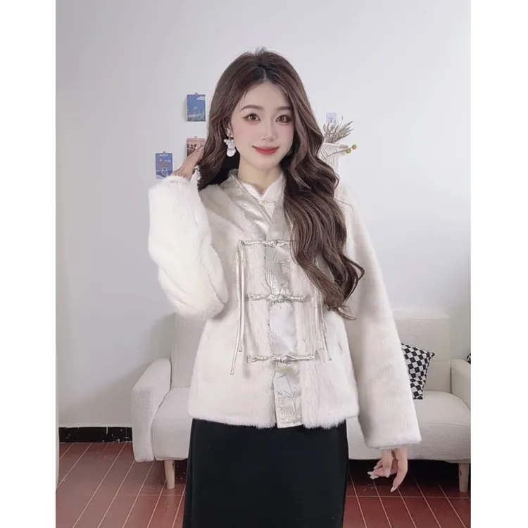 IEF/爱依服2025新款冬季新中式气质百搭时尚毛绒外套