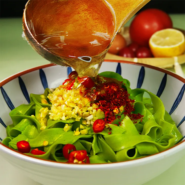 陕西菠菜刀削面袋装油泼宽面拌面正宗整箱速食低脂