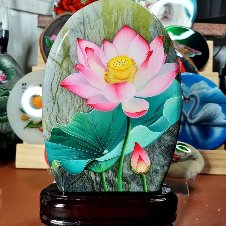 纯手绘玉树石画一一荷花