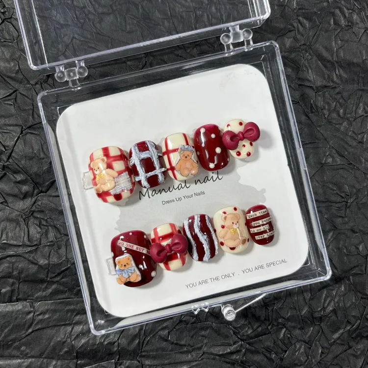 可爱卡通kt猫显白短款手工穿戴美甲贴片法式温柔风格指甲贴穿戴式