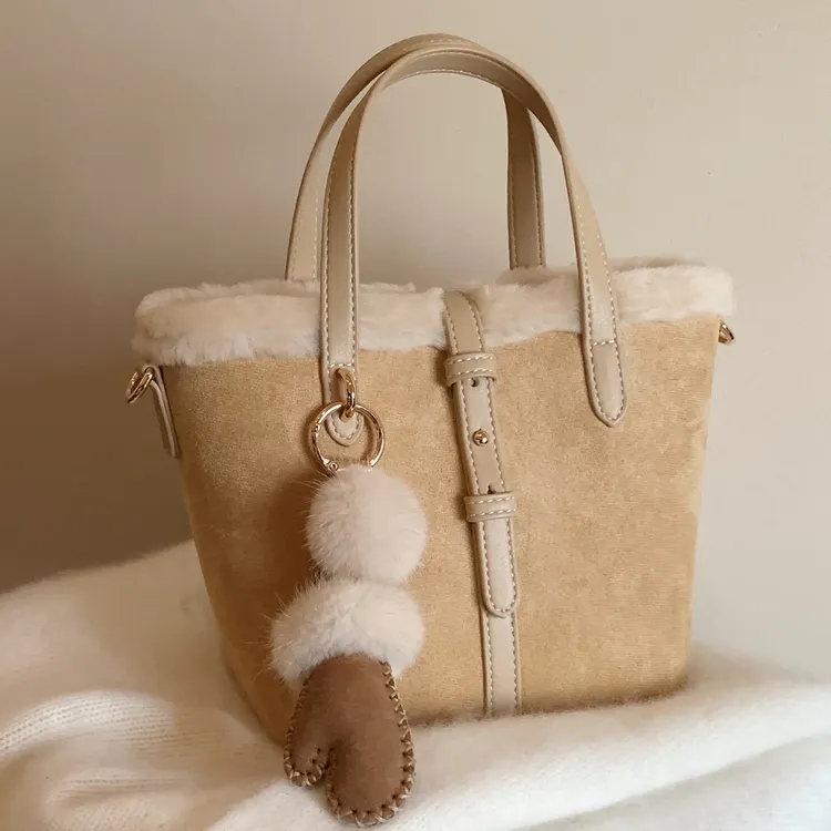 2025新款清冬栗岛托特包毛茸茸包包女冬手提单肩斜挎包包一件