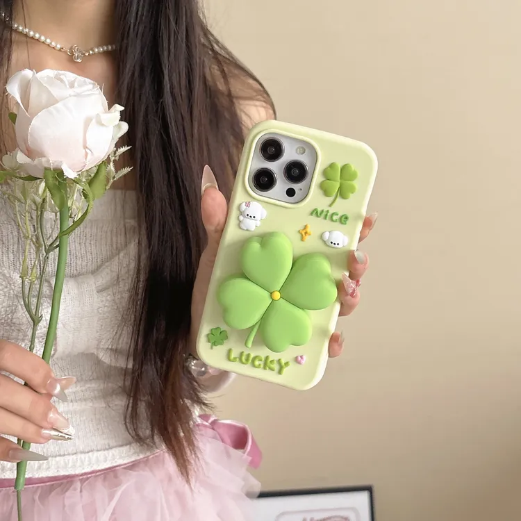 适用【苹果】四叶草伸缩支架iPhone16手机壳立体硅胶15防摔14软壳13