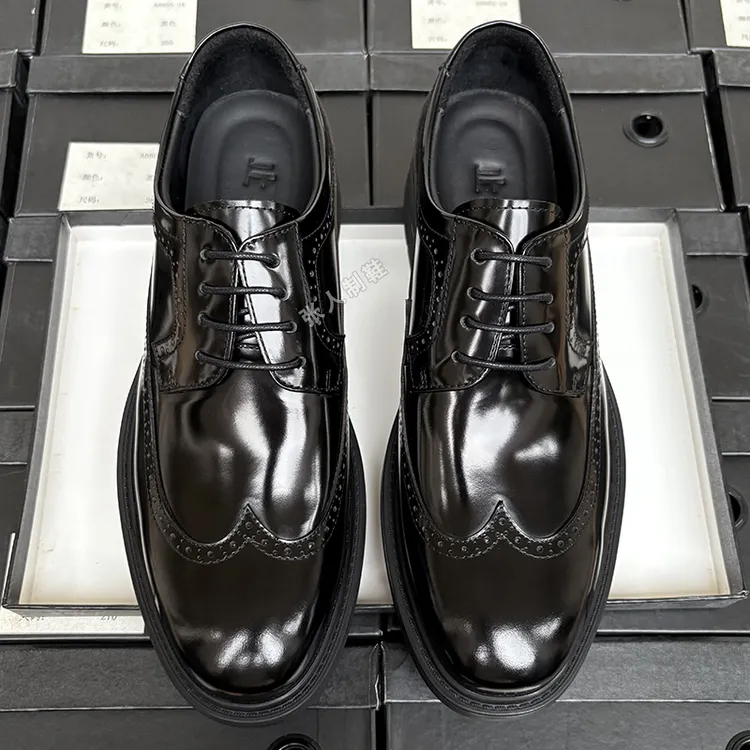 亮面布洛克皮鞋男商务正装真皮透气西装德比鞋新郎结婚鞋男士皮鞋